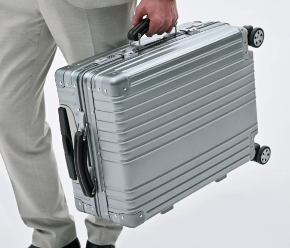 Aerionn Forma Titanium Carry-On Campaign Exceeds $500K on Kickstarter