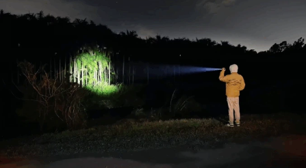 High-Brightness EDC Tactical Flashlight: IMALENT BTL50 on Kickstarter source image 2