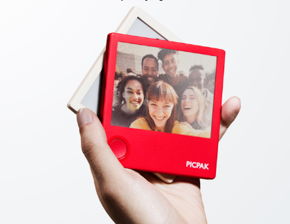 PICPAK: Mini E-Ink Photo Album Raises Over $600K in 15 Days source image 2